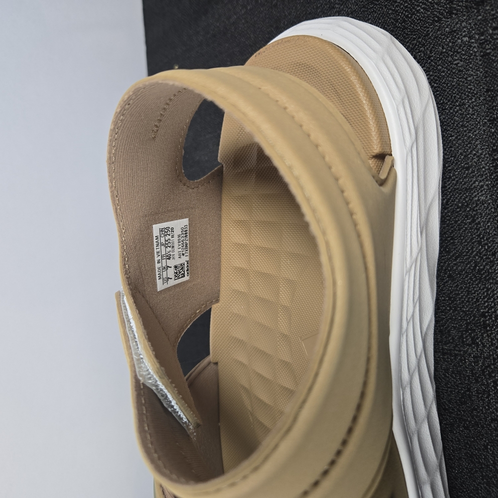 Adidas Tan and Green Sandals - Picture 5 of 9